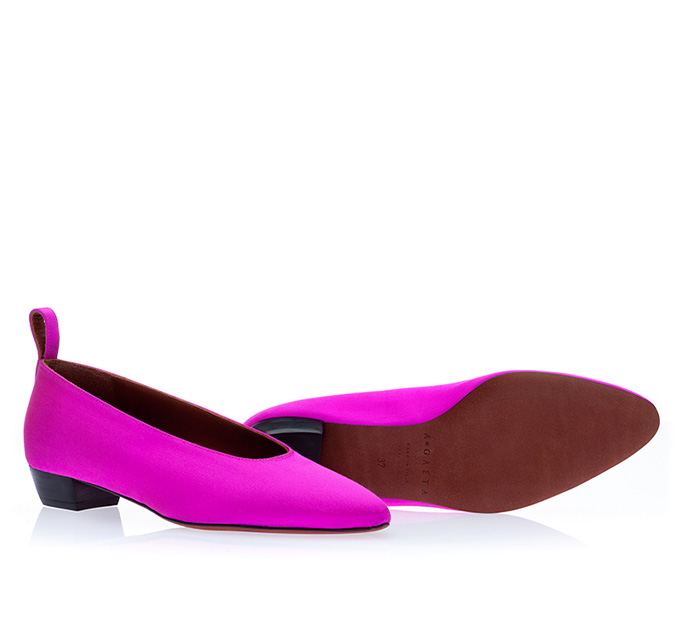 2.TIMIDA_HOTPINKSATIN_THREEQUARTERS