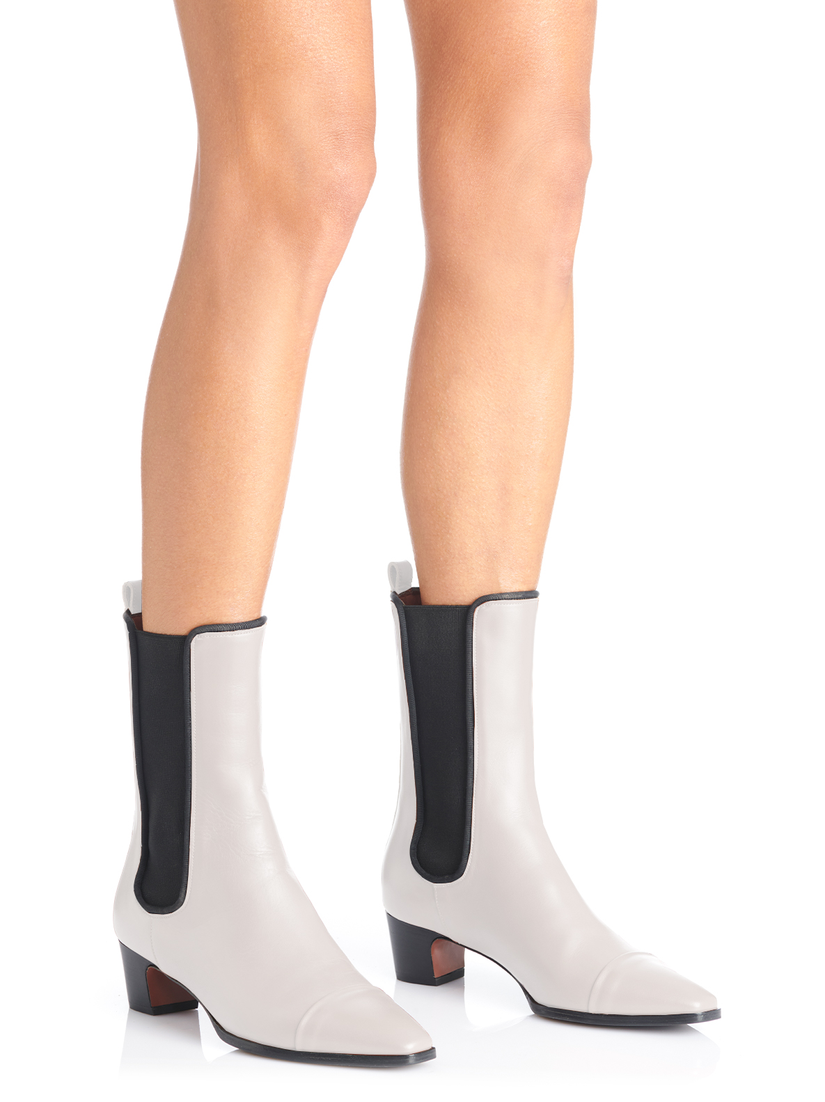 1.RIBELLE_WHITECALF_BASE
