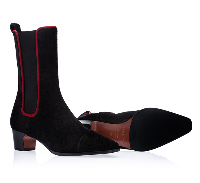 2.RIBELLE_BLKCROSTA_REDPROFILE_THREEQUARTERS