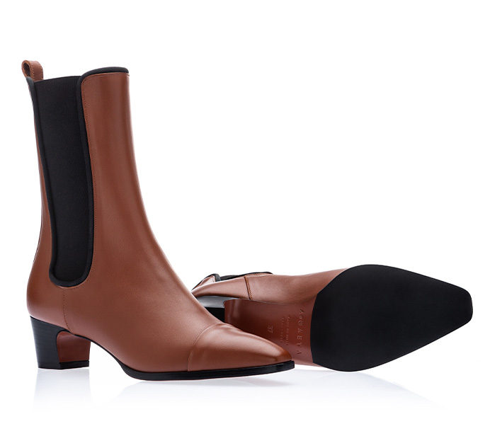 2.RIBELLE_CARAMELCALF_THREEQUARTERS