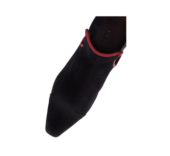 3.RIBELLE_BLKCROSTA_REDPROFILE_BIRDVIEW