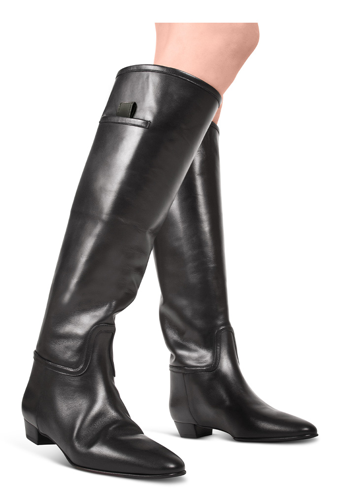 4.LEGGERA_BLKCALF_WORN
