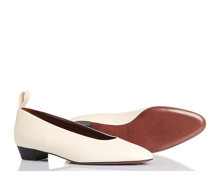 TIMIDA_CREMATNAPPA_THREEQUARTERS