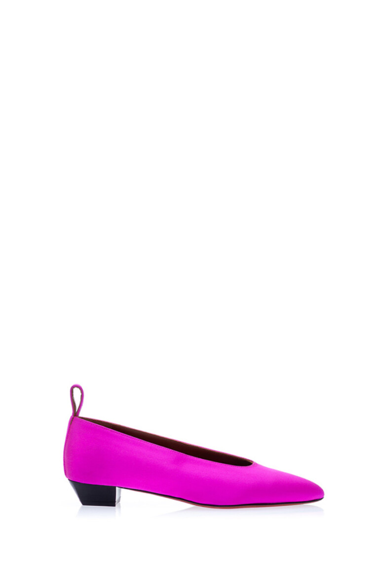 La Timida – hot-pink-satin